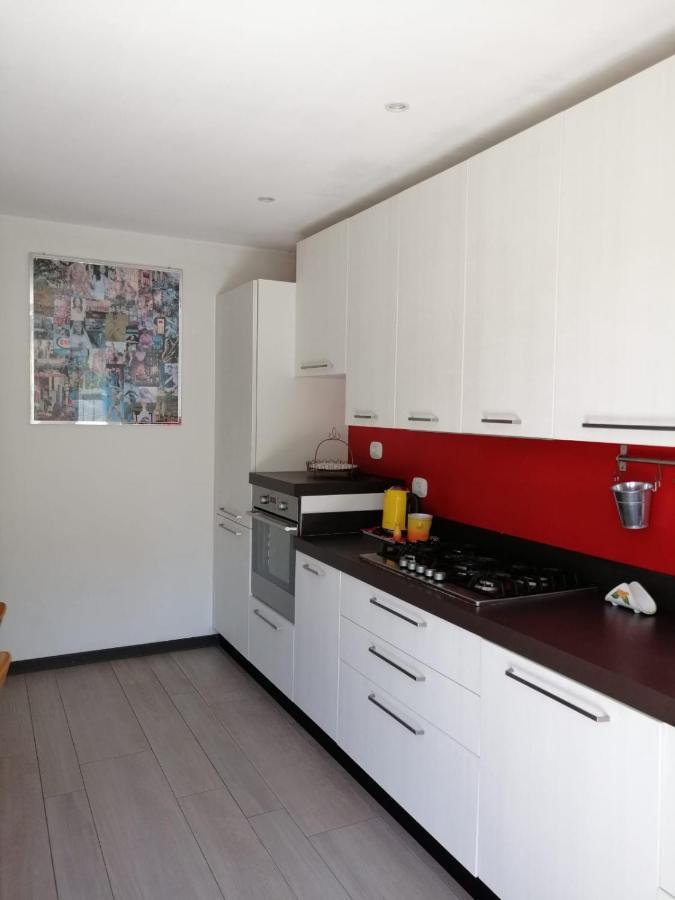 Ferienwohnung Casa Vittoria Dervio Exterior foto