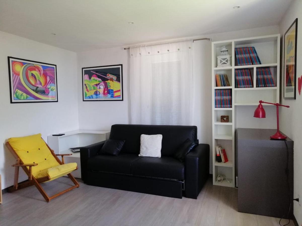 Ferienwohnung Casa Vittoria Dervio Exterior foto